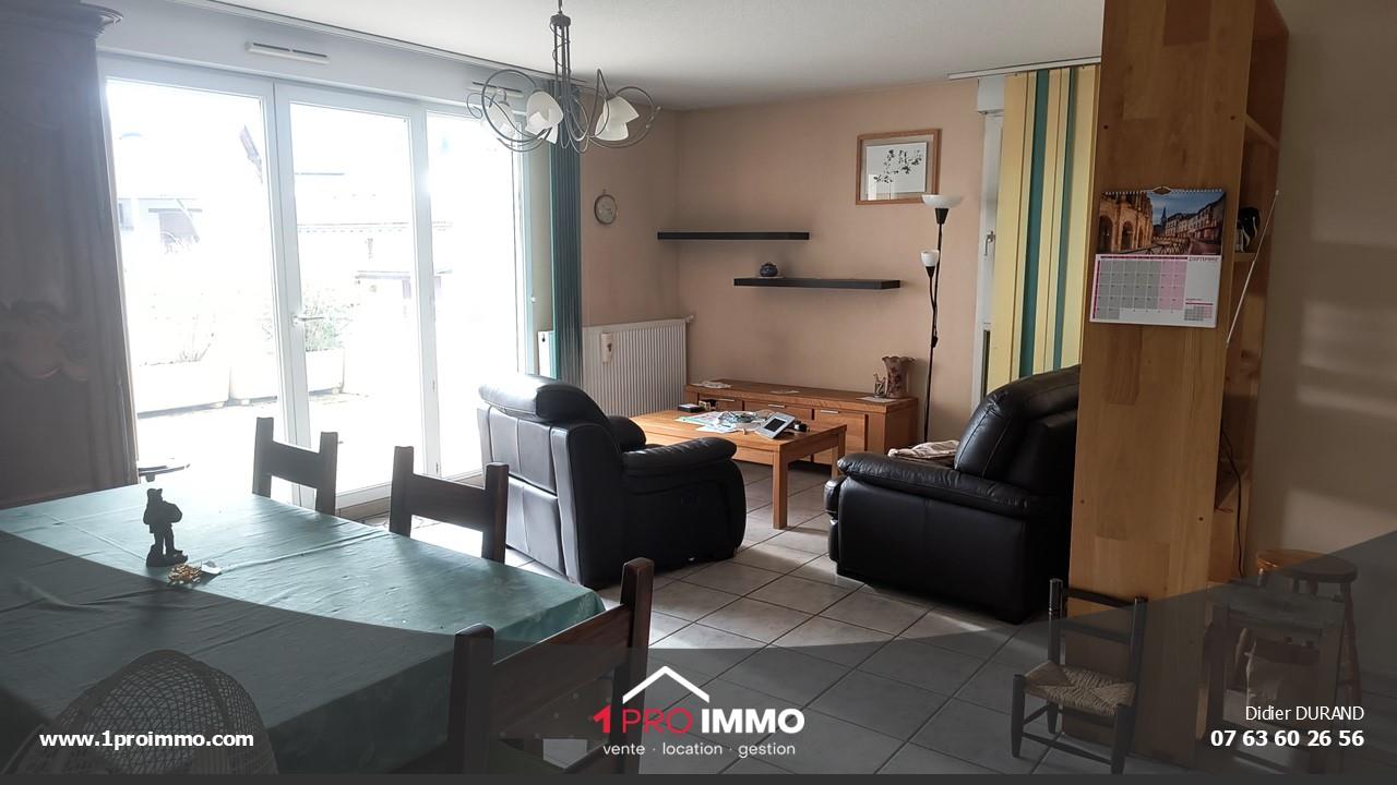 Appartement à vendre, 74m², Saint-Egrève