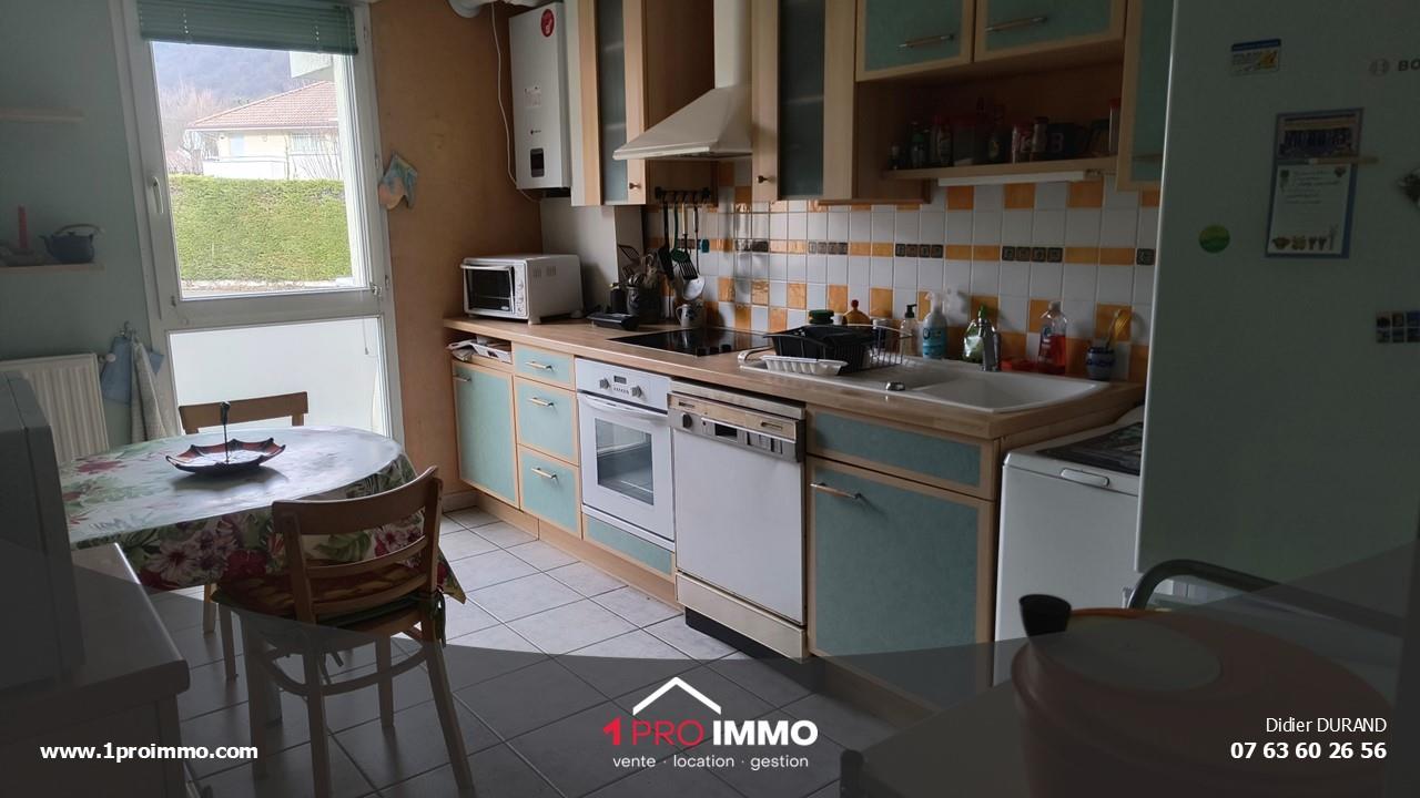 Appartement à vendre, 74m², Saint-Egrève