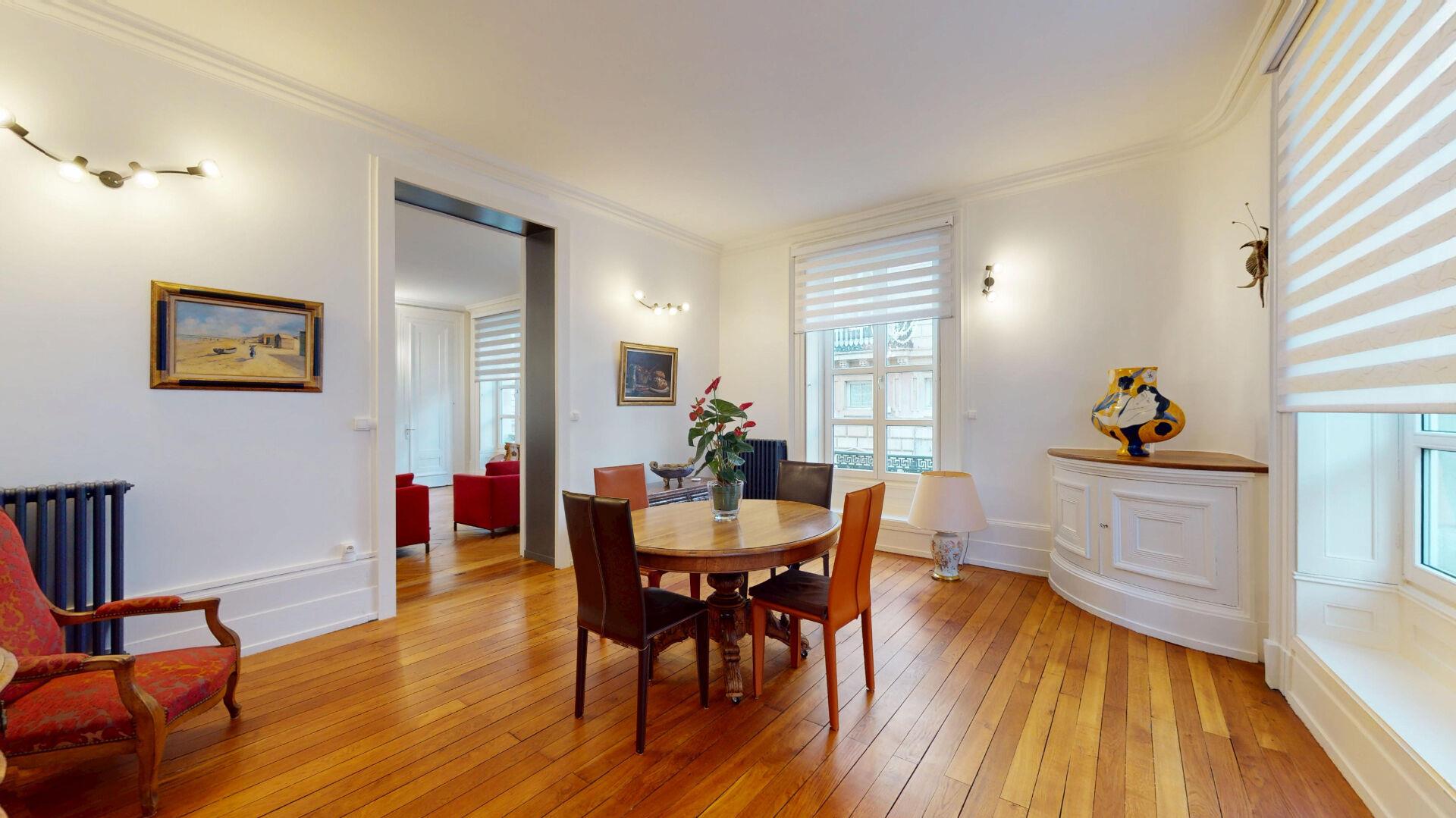 Appartement à vendre, 142m², Besançon