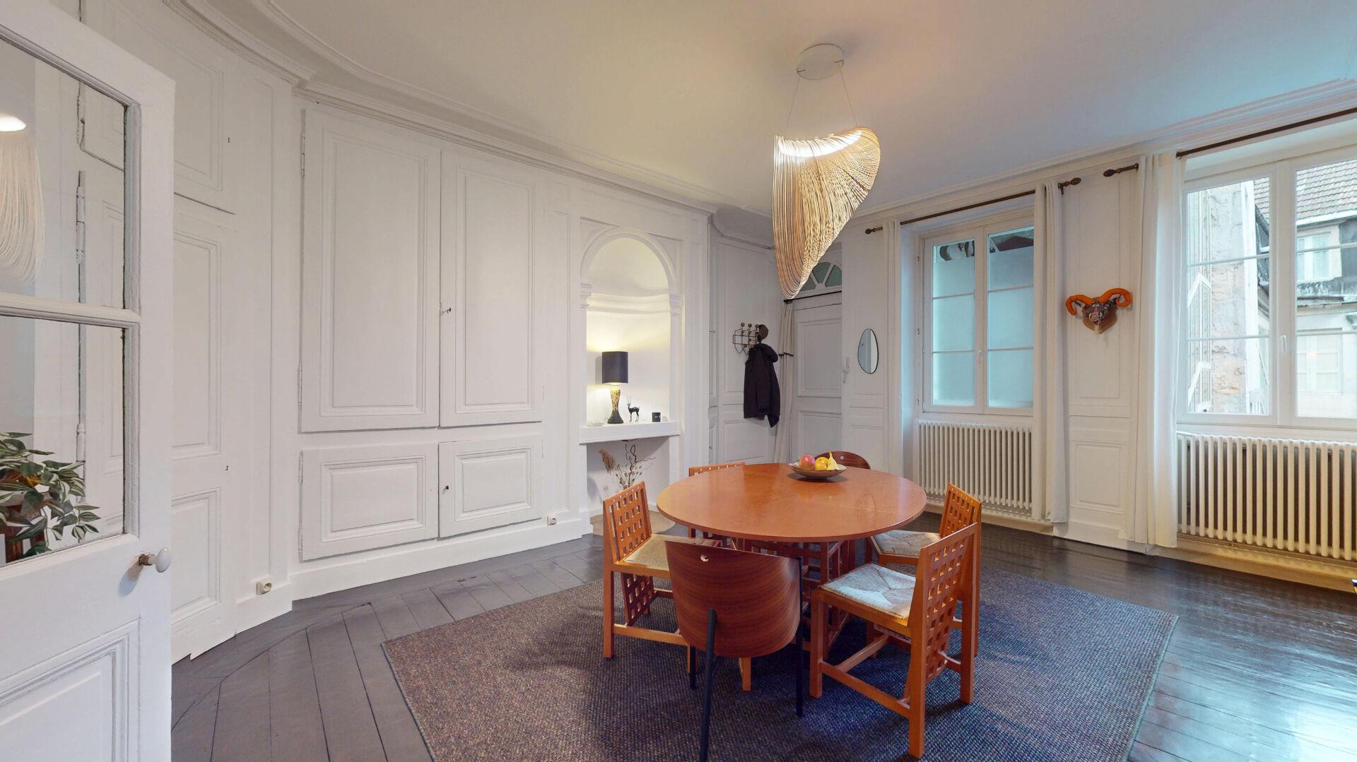 Appartement à vendre, 143m², Besançon