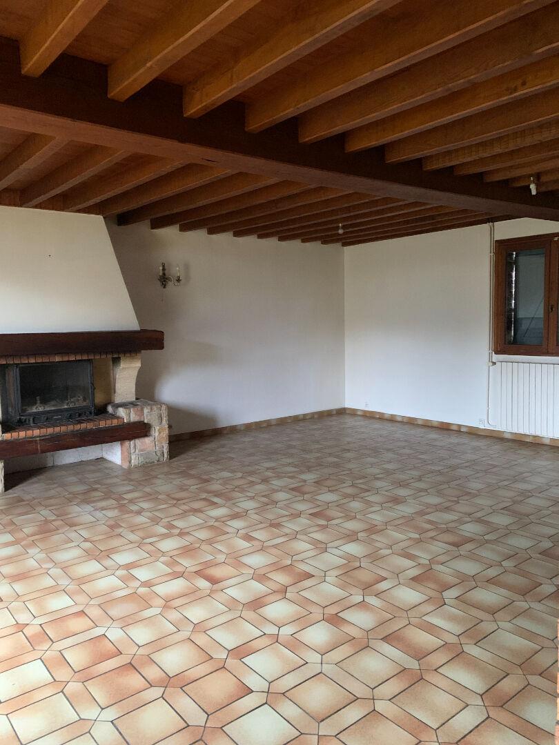 Maison à louer, 171m², Le Mesnil-sur-Bulles