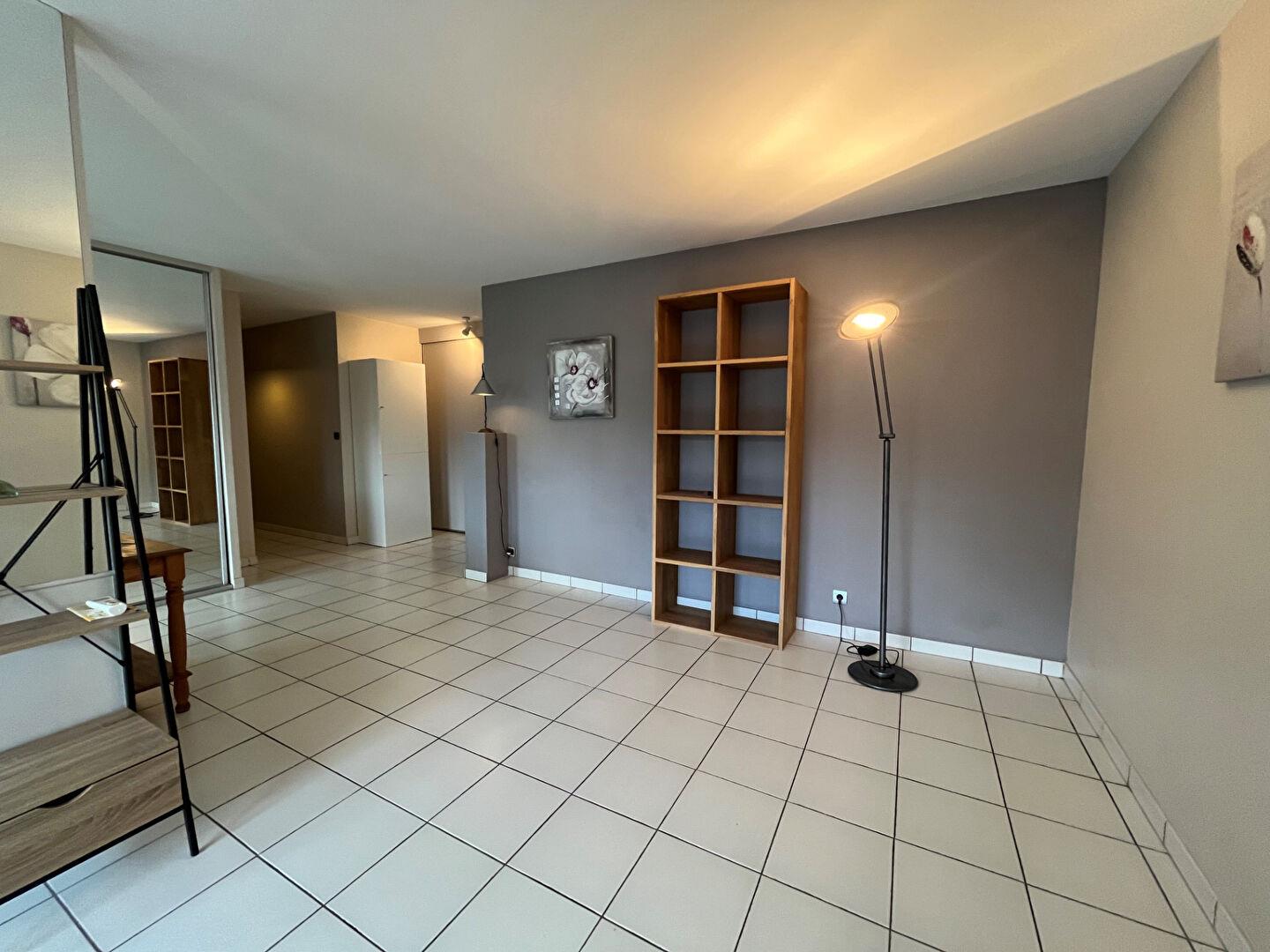 Maison à louer, 77m², Annecy