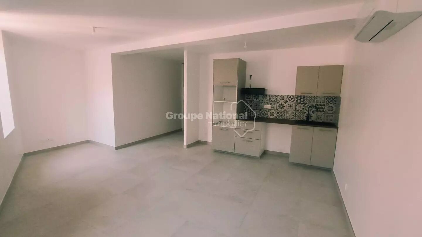 Maison à louer, 63m², Flassans-sur-Issole