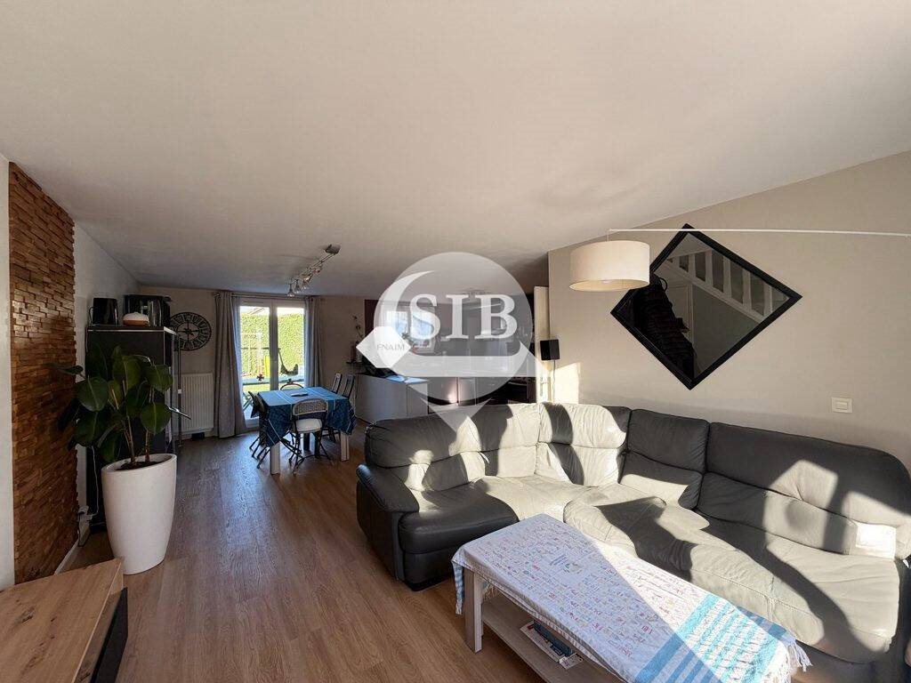 Maison à vendre, 104m², La Ville-du-Bois