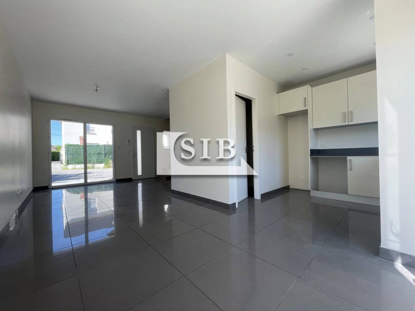 Maison à louer, 76m², La Ville-du-Bois