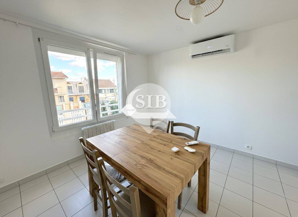 Maison à louer, 37m², Vitry-sur-Seine