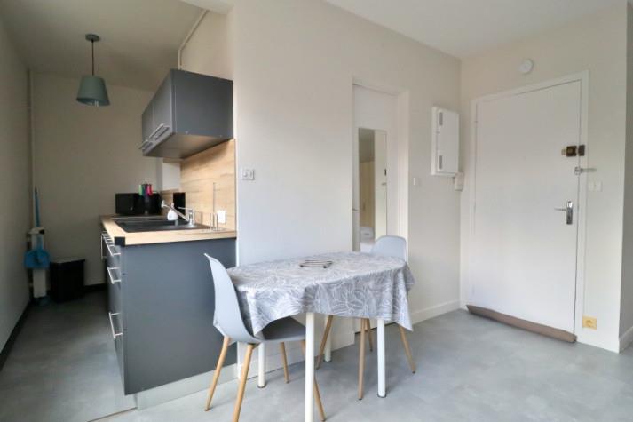 Appartement à louer, 25m², Saint-Julien-les-Villas
