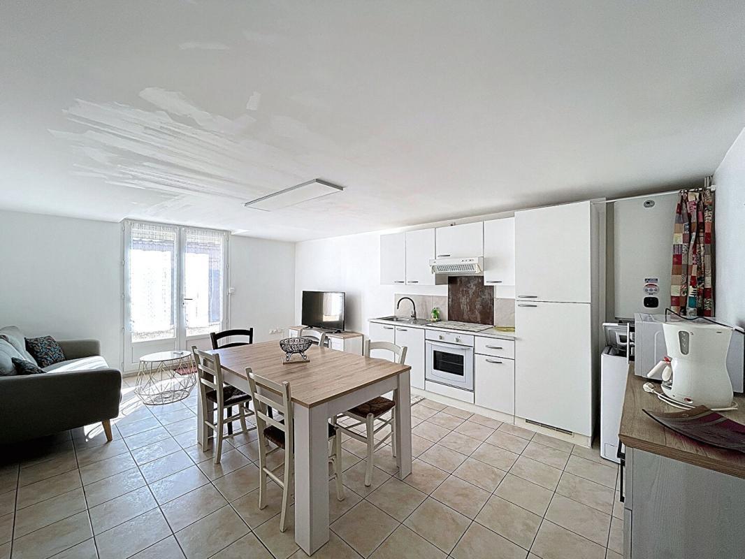 Appartement à louer, 49m², Le Luc