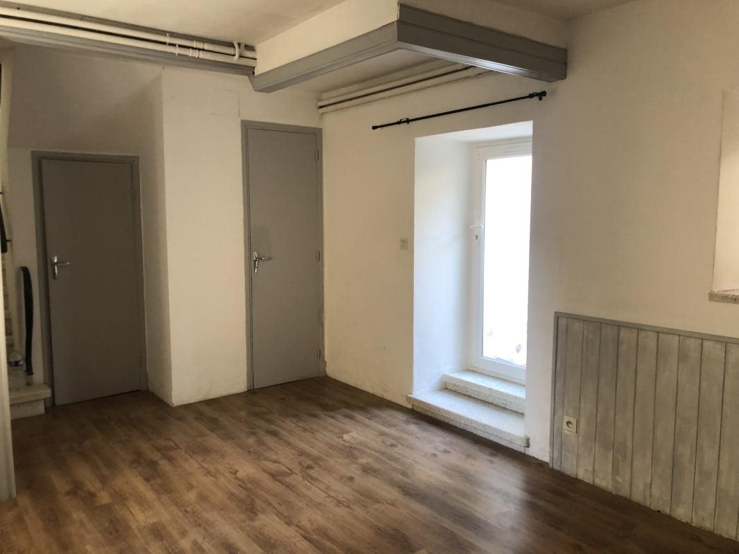 Maison à louer, 57m², Pezens