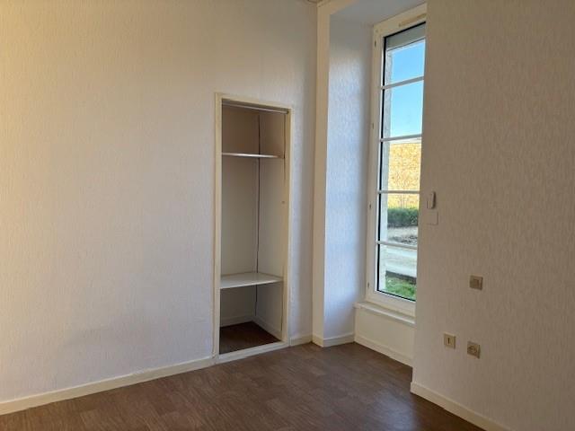 Appartement à louer, 47m², Sainte-Sévère-sur-Indre