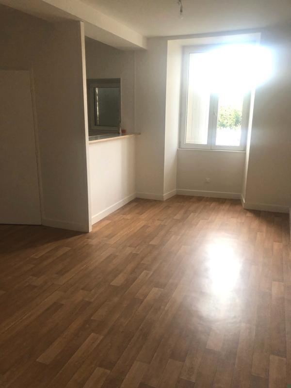 Appartement à louer, 45m², Rosnay