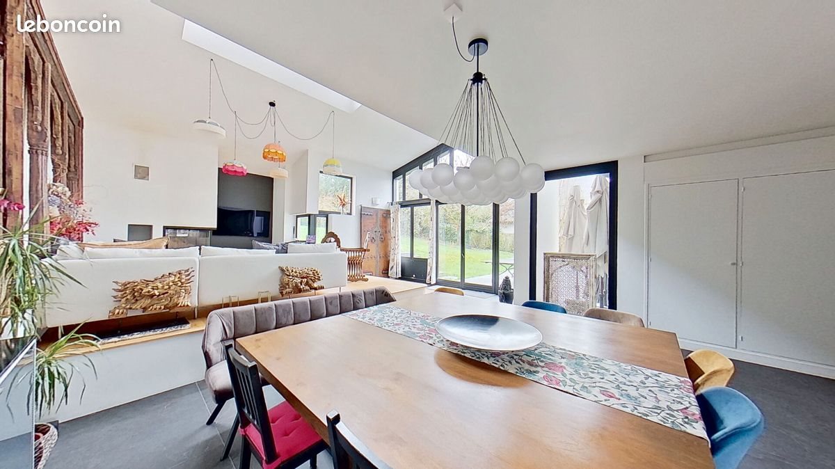 Maison à louer, 263m², Louveciennes