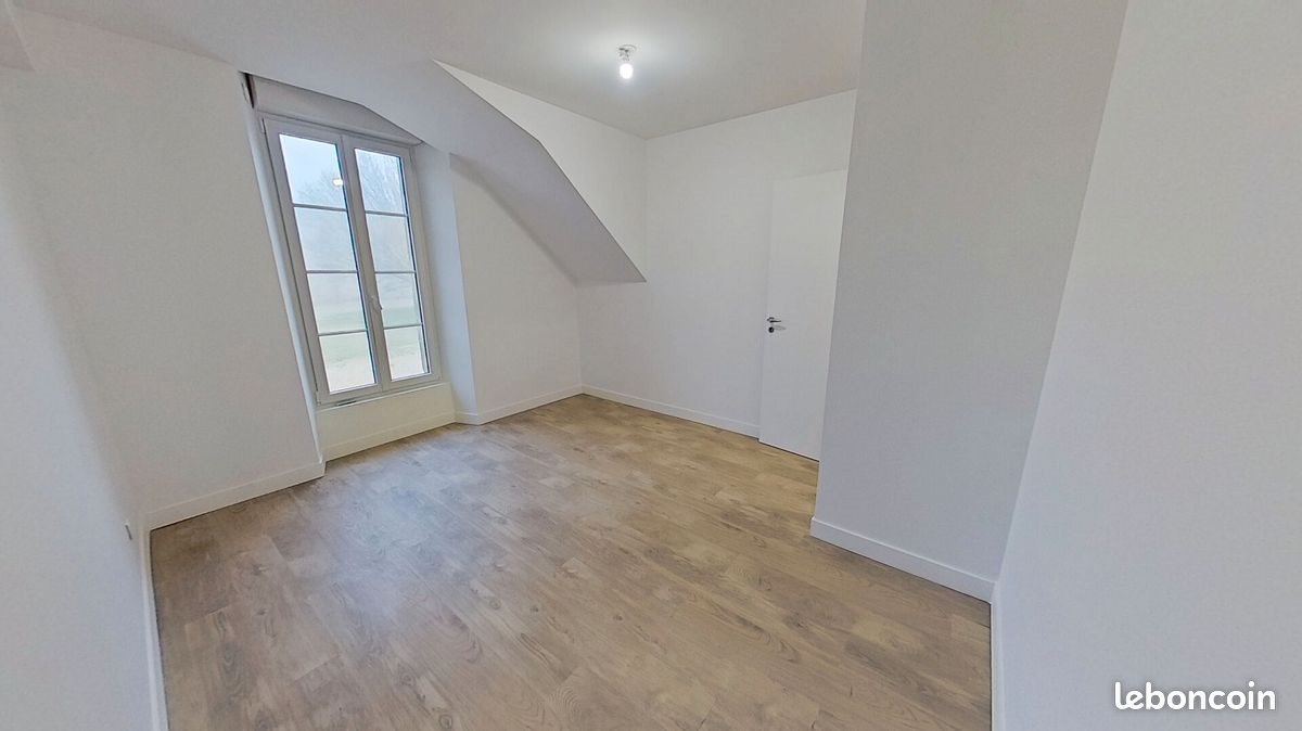 Maison à louer, 75m², Nozay
