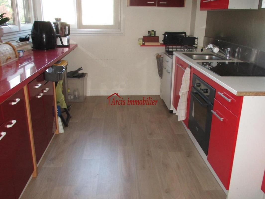 Appartement à vendre, 180m², Arcis-sur-Aube