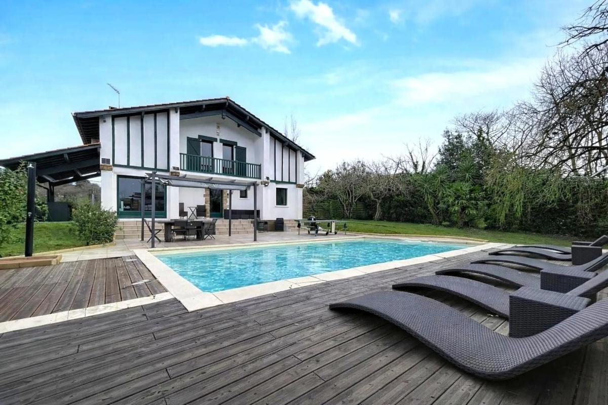 Maison à vendre, 226m², Urrugne