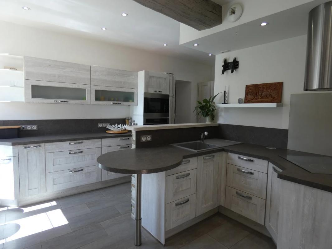 Maison à vendre, 288m², Tréon