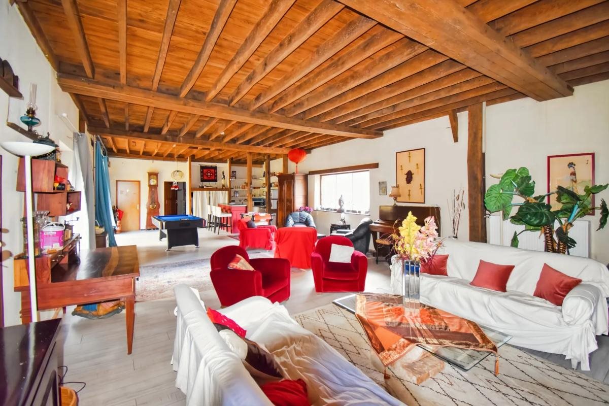 Maison à vendre, 319m², Saintigny