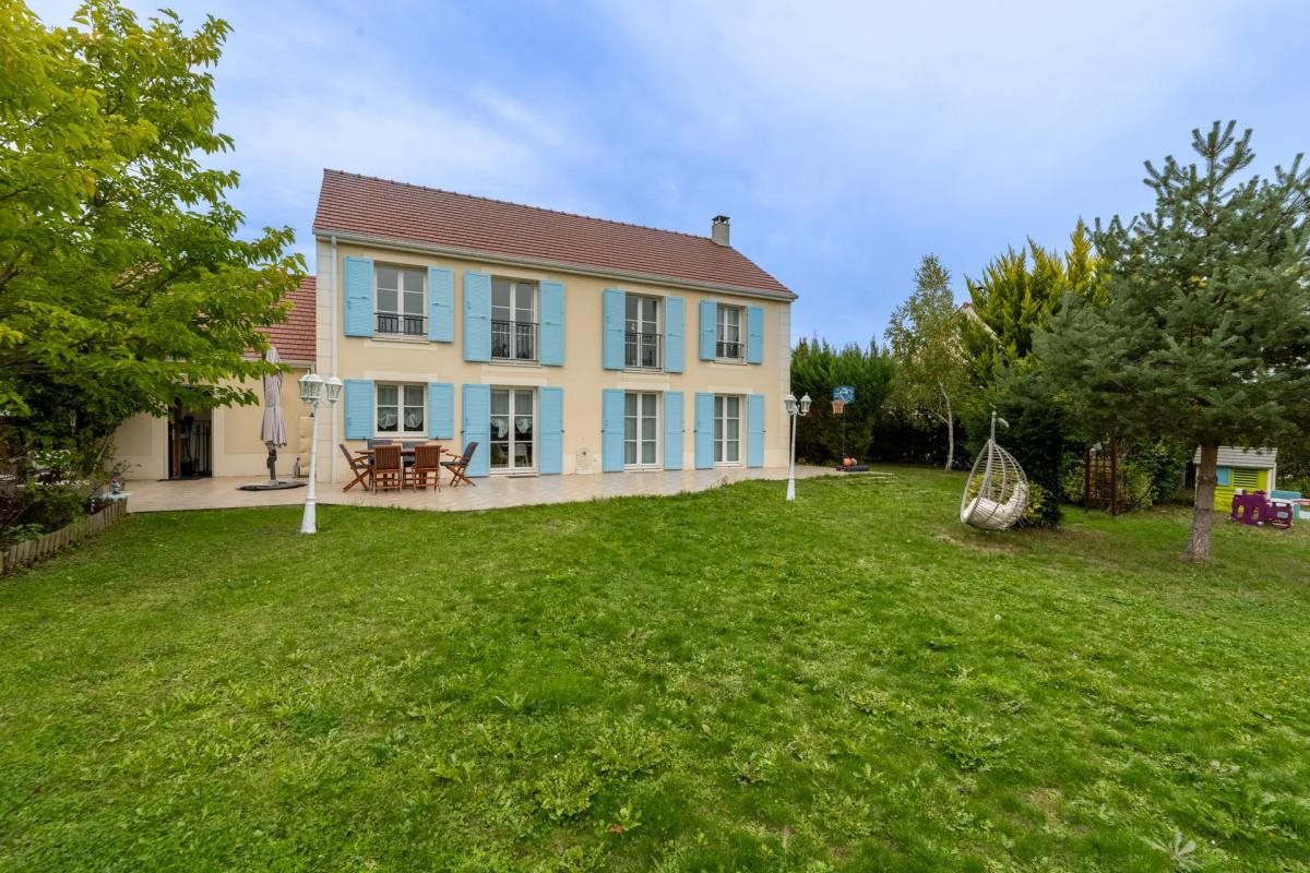 Maison à vendre, 199m², Les Essarts-le-Roi