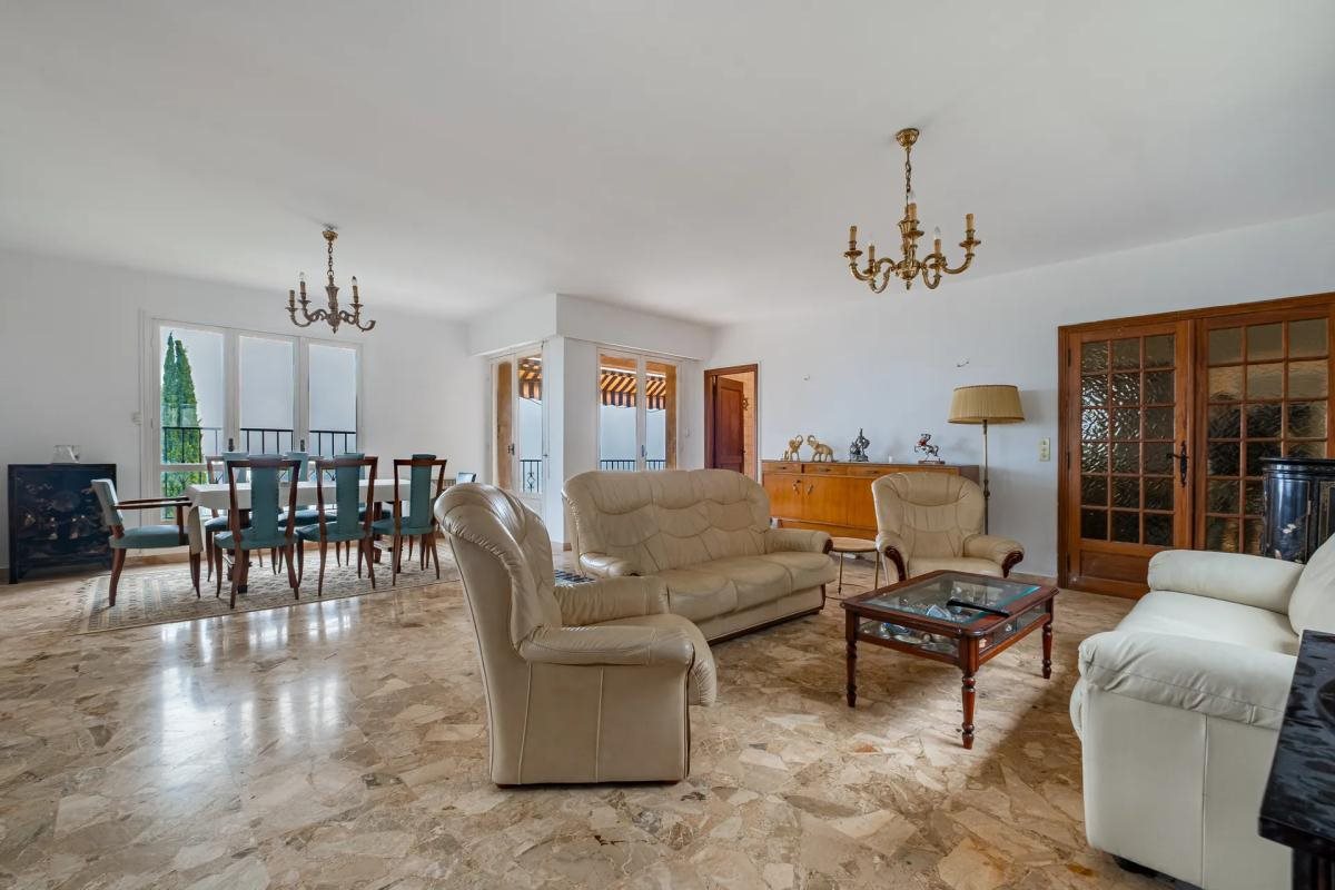 Maison à vendre, 200m², Saint-Laurent-du-Var