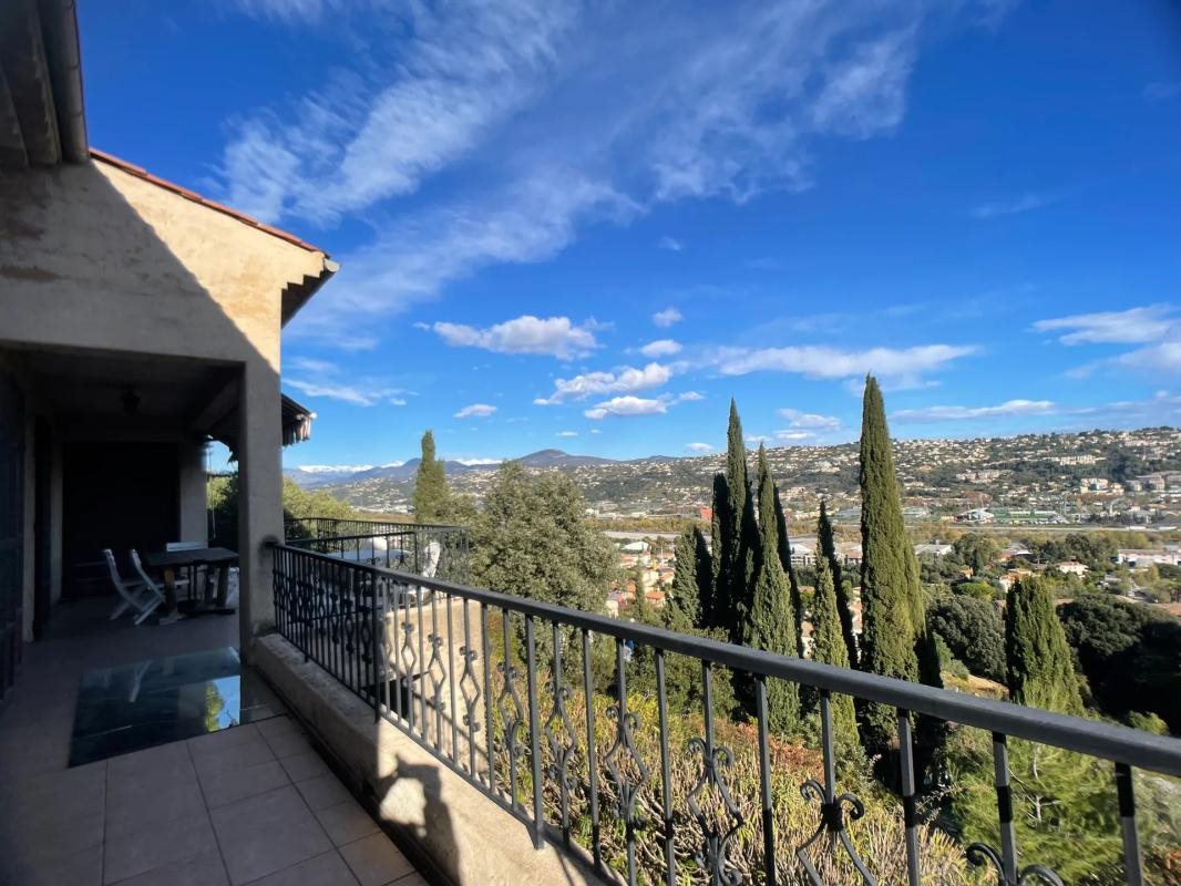 Maison à vendre, 200m², Saint-Laurent-du-Var