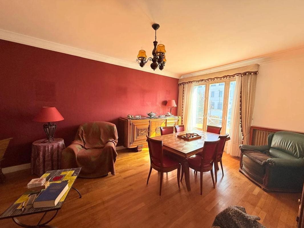 Maison à vendre, 210m², Oyonnax