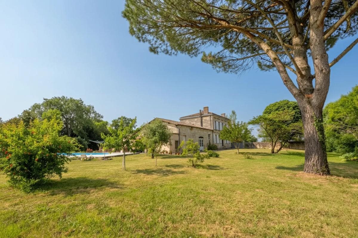 Maison à vendre, 400m², Ambès