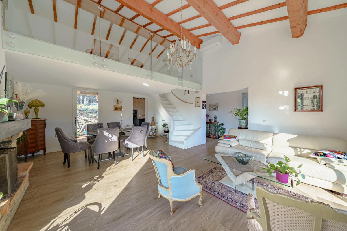 Maison à vendre, 152m², Cuges-les-Pins