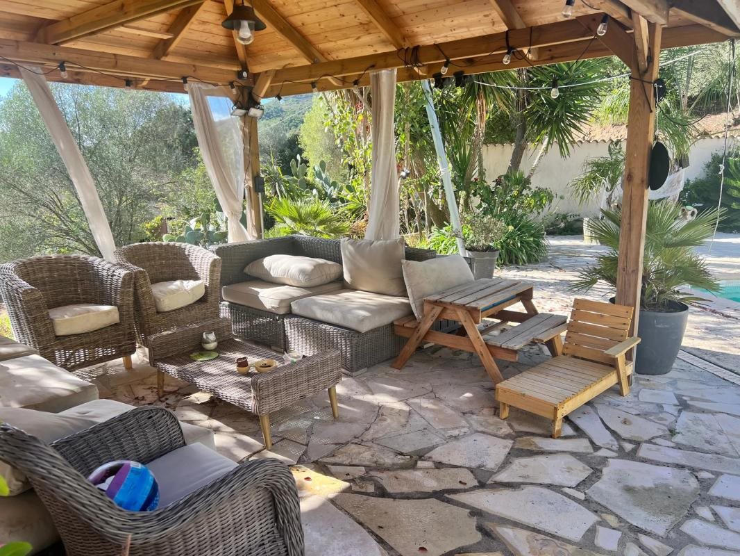 Maison à vendre, 220m², Alata