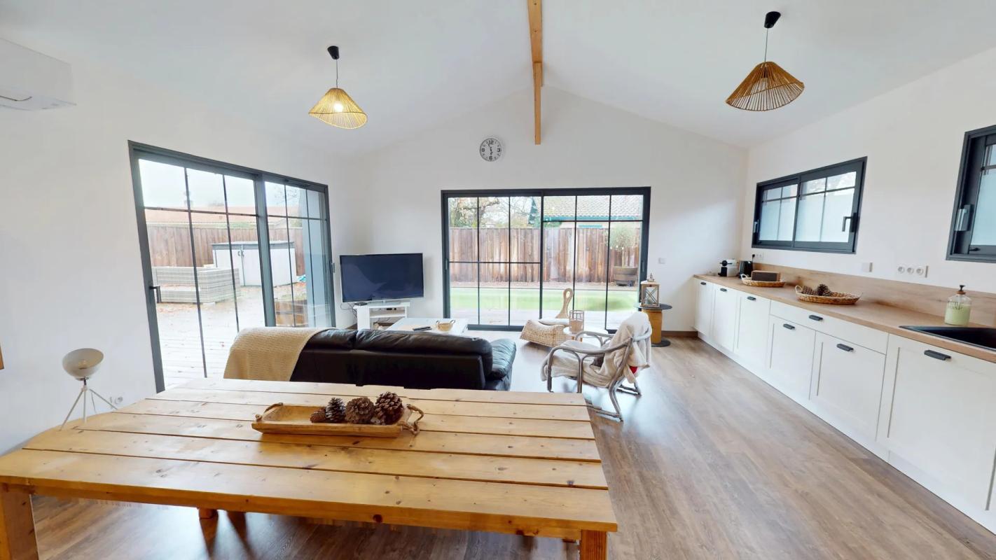 Maison à vendre, 190m², Arès