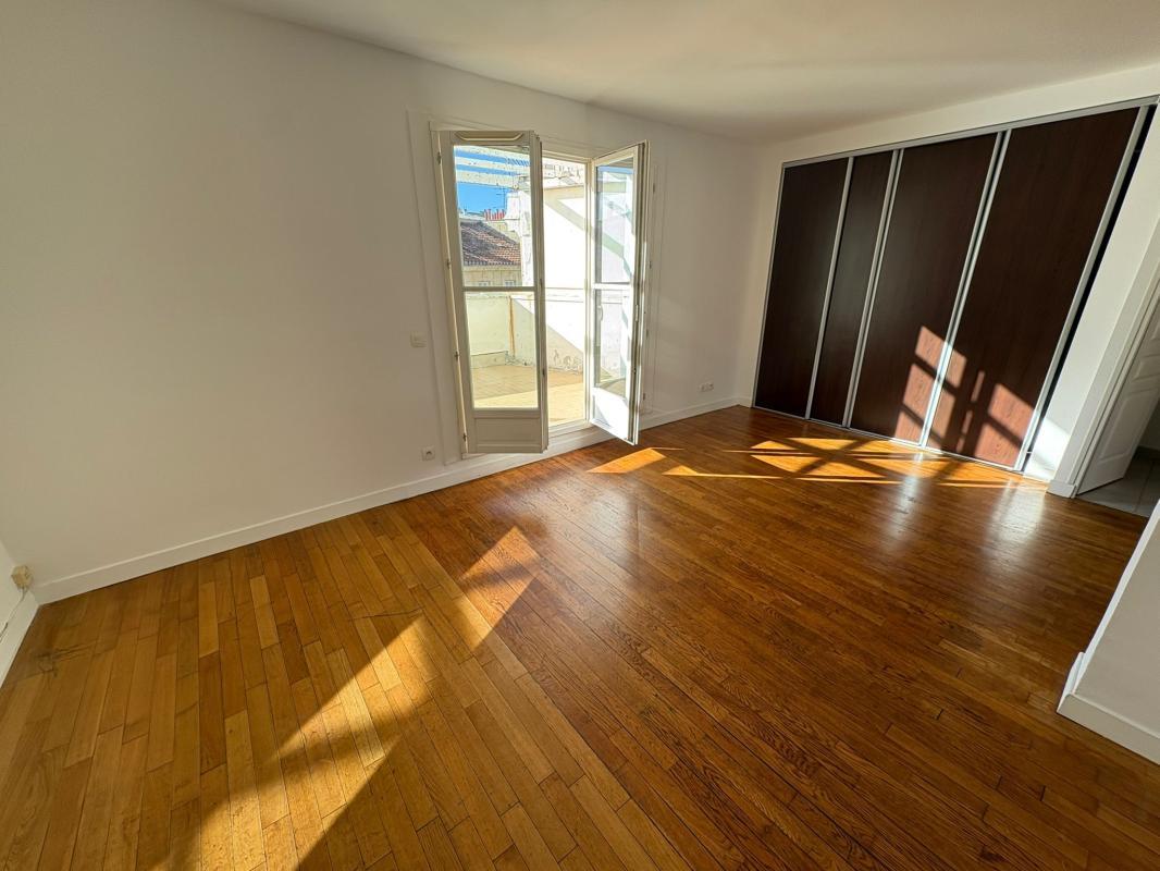 Appartement à louer, 46m², Marseille 2ème