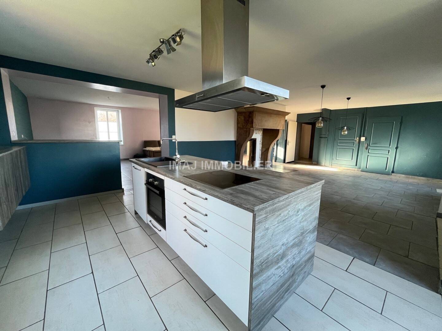 Maison à louer, 225m², Padoux