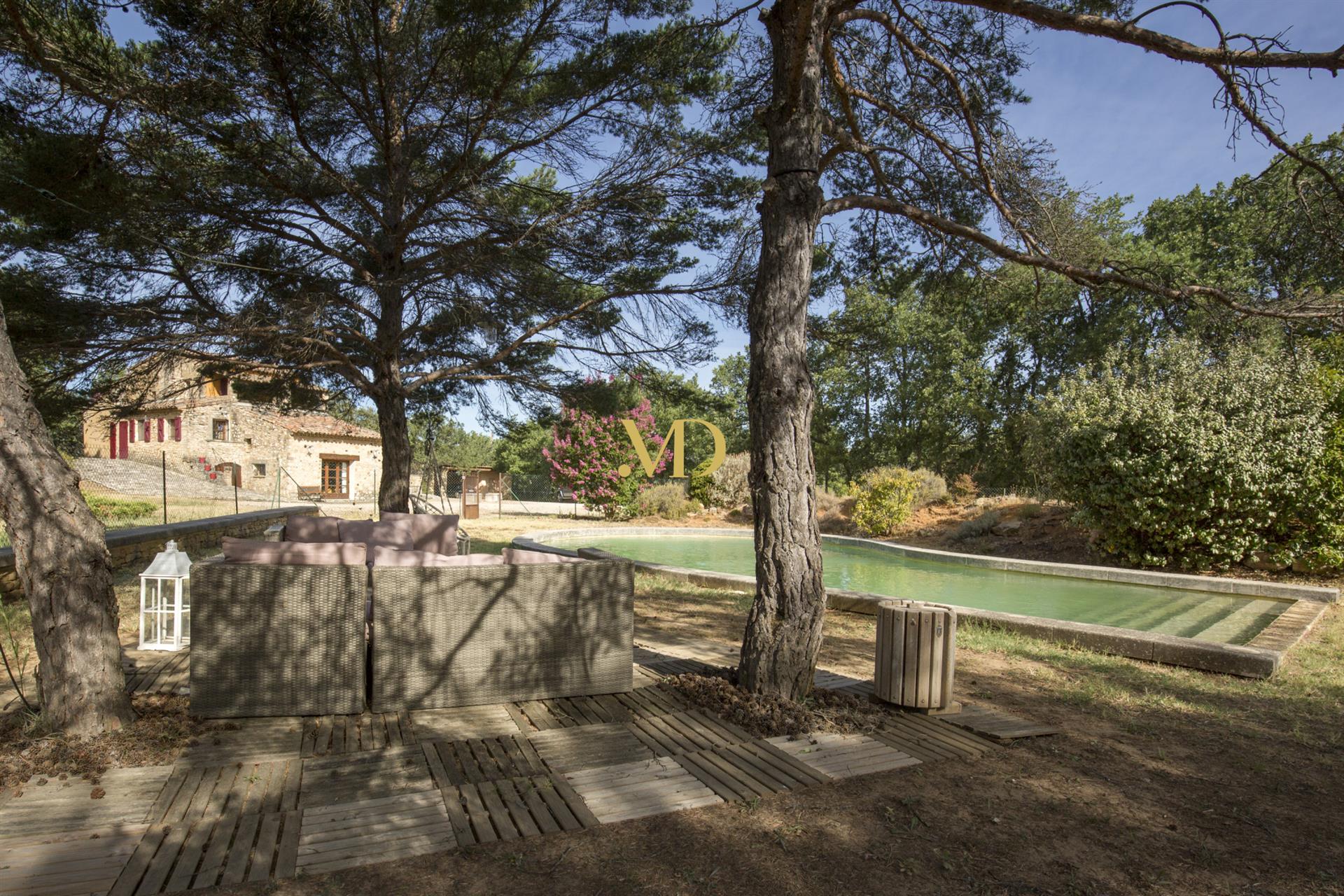 Property of 141m2 to buy in Bonnieux (84)