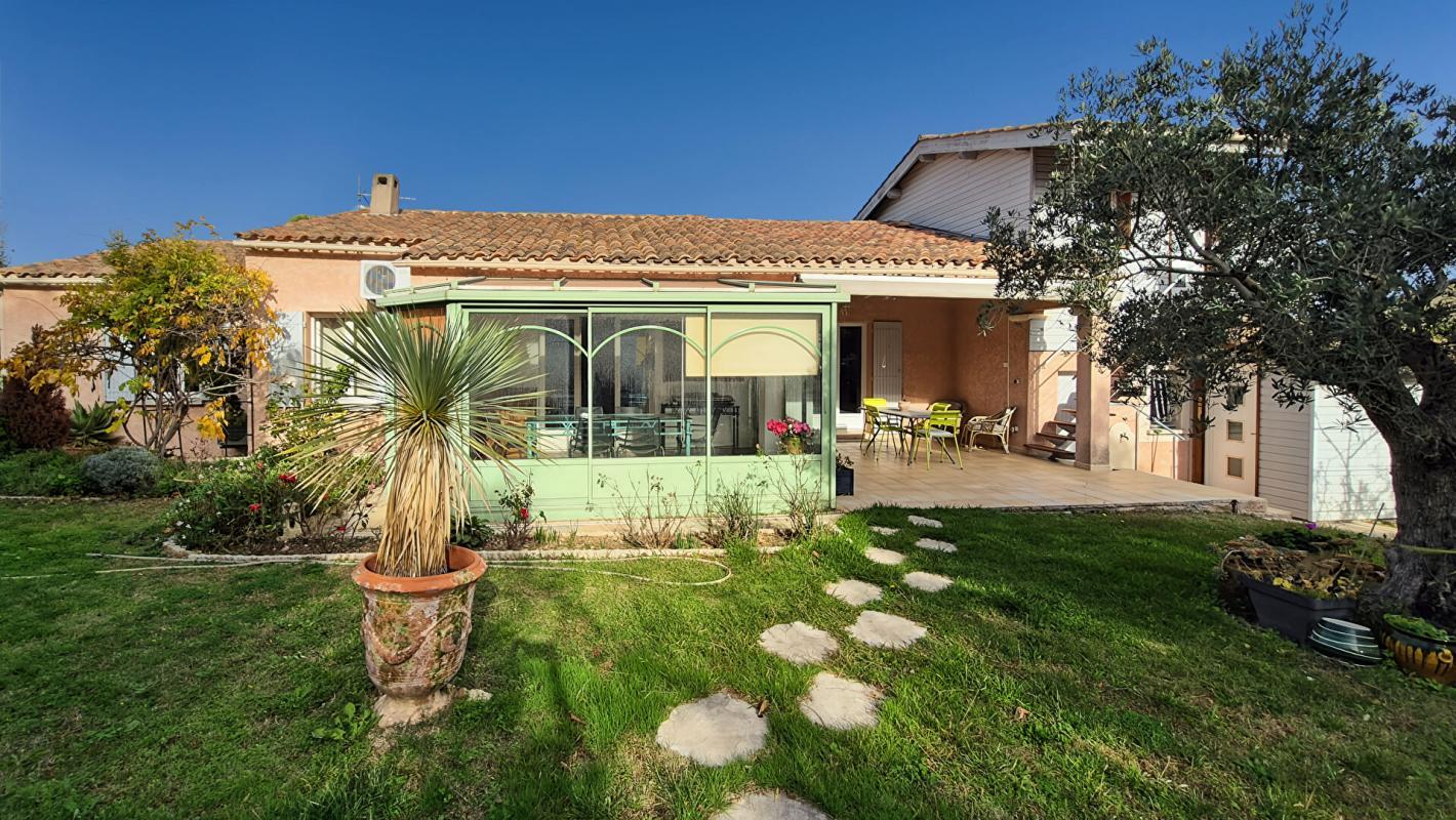 Maison à vendre, 155m², Saint-Saturnin-lès-Avignon