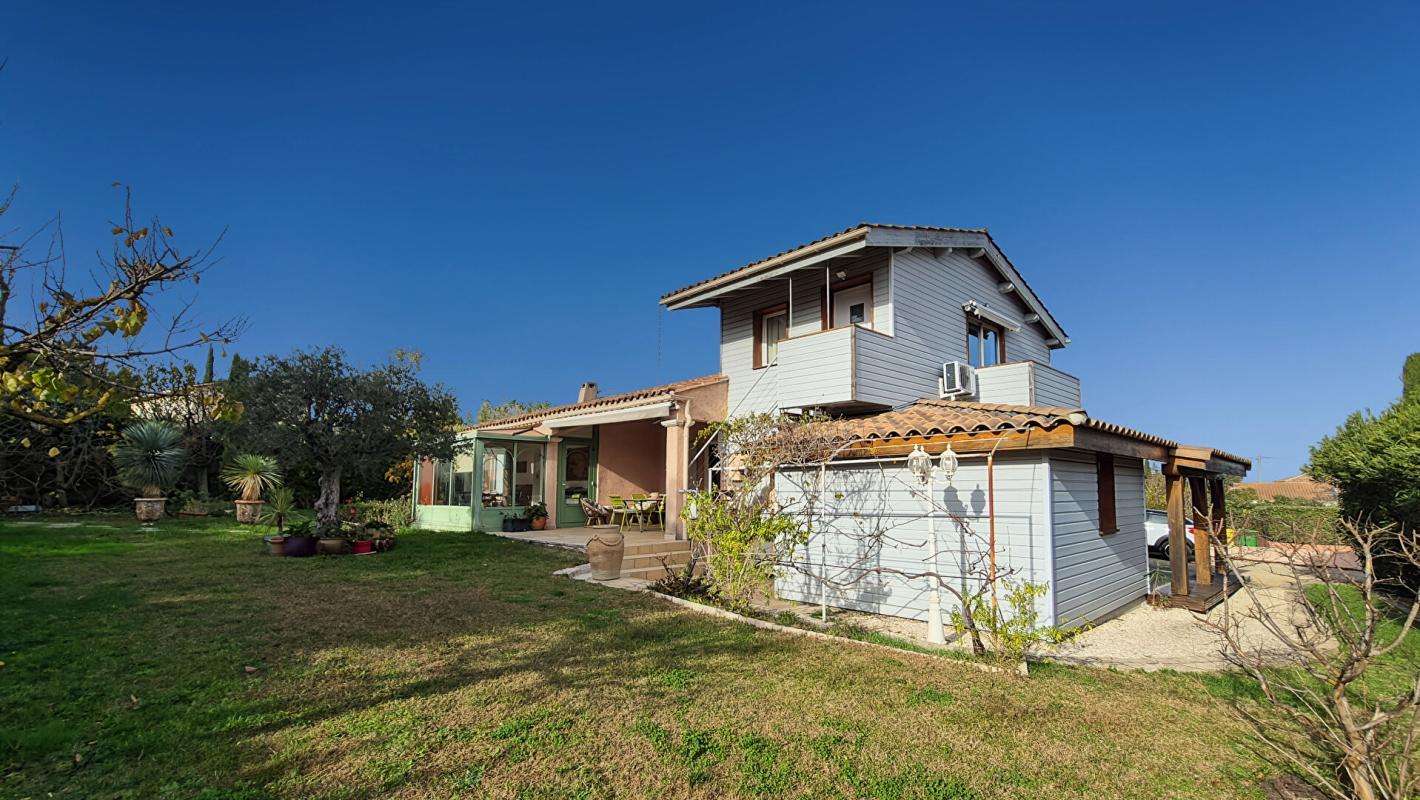 Maison à vendre, 155m², Saint-Saturnin-lès-Avignon