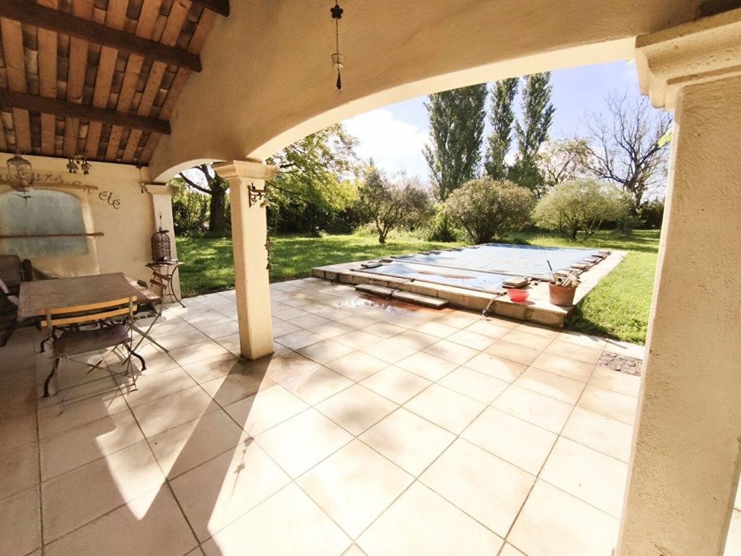 Maison à vendre, 140m², Pernes-les-Fontaines