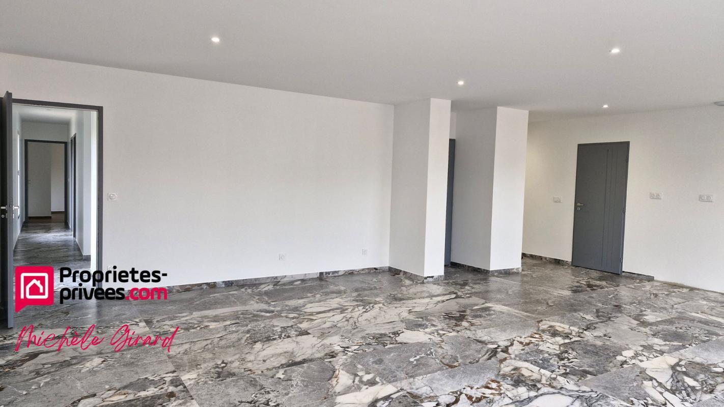 Maison à vendre, 120m², Vougy