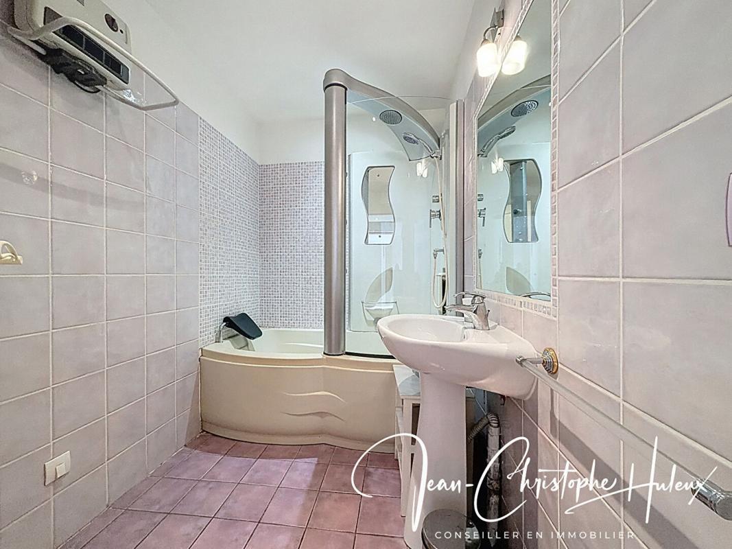 Appartement à vendre, 66m², Nîmes