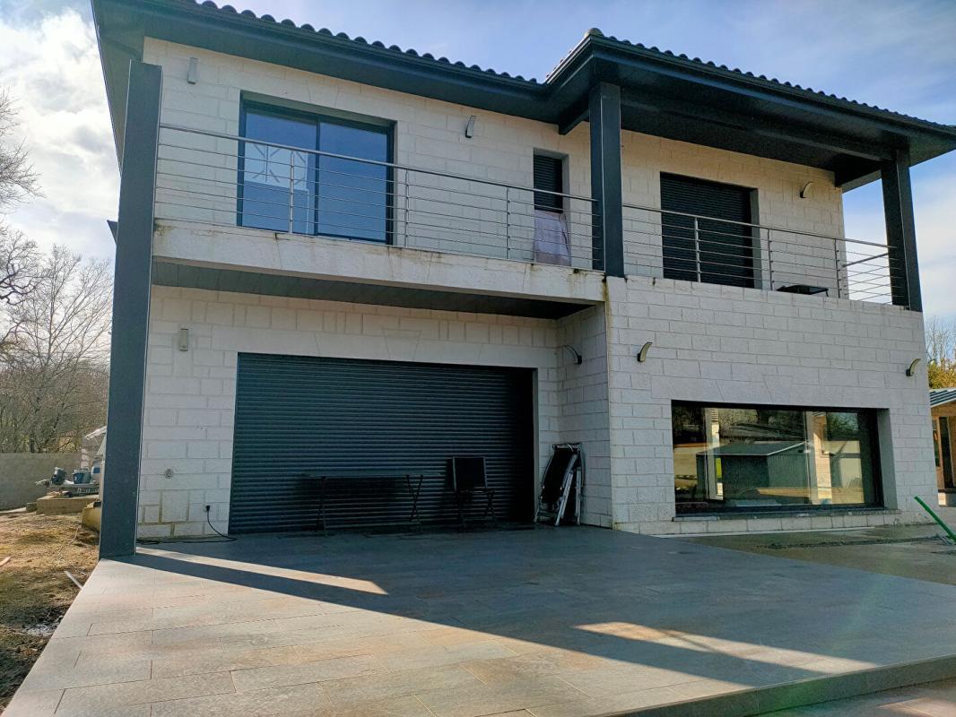 Maison à vendre, 224m², Sainte-Eulalie