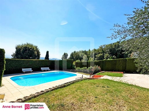 Villa individuelle 9pièces avec piscine, jardin, vue mer