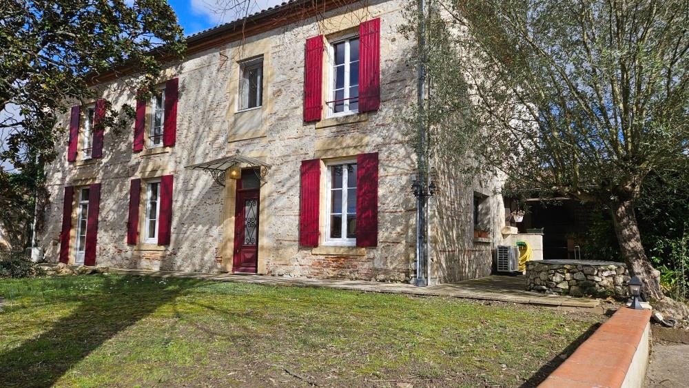 Maison à vendre, 182m², Boé