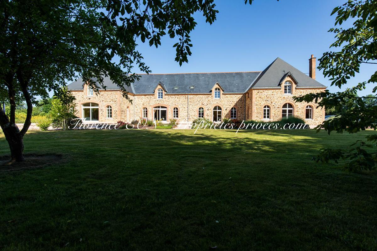 Maison à vendre, 945m², Ernée