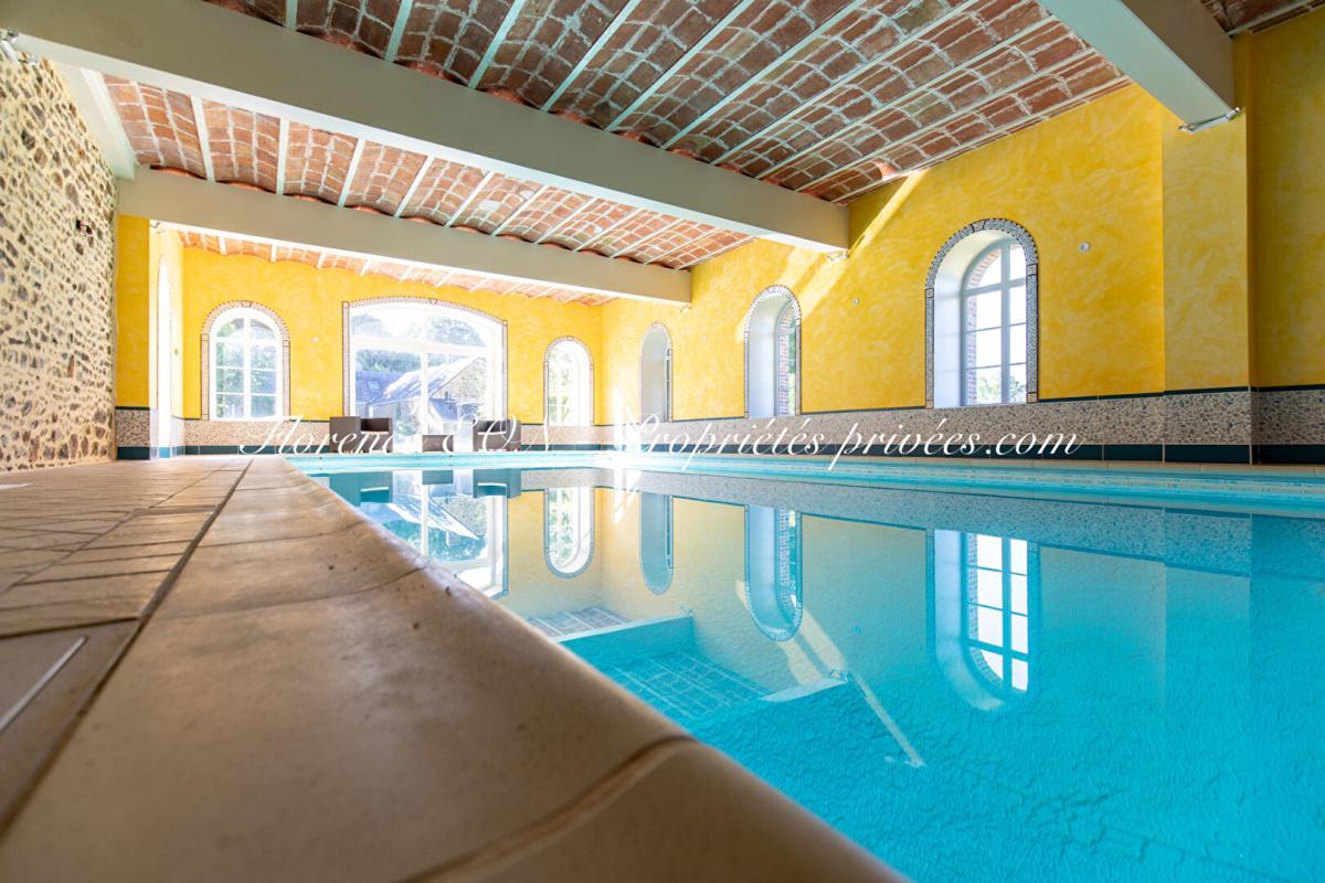 Maison à vendre, 945m², Ernée