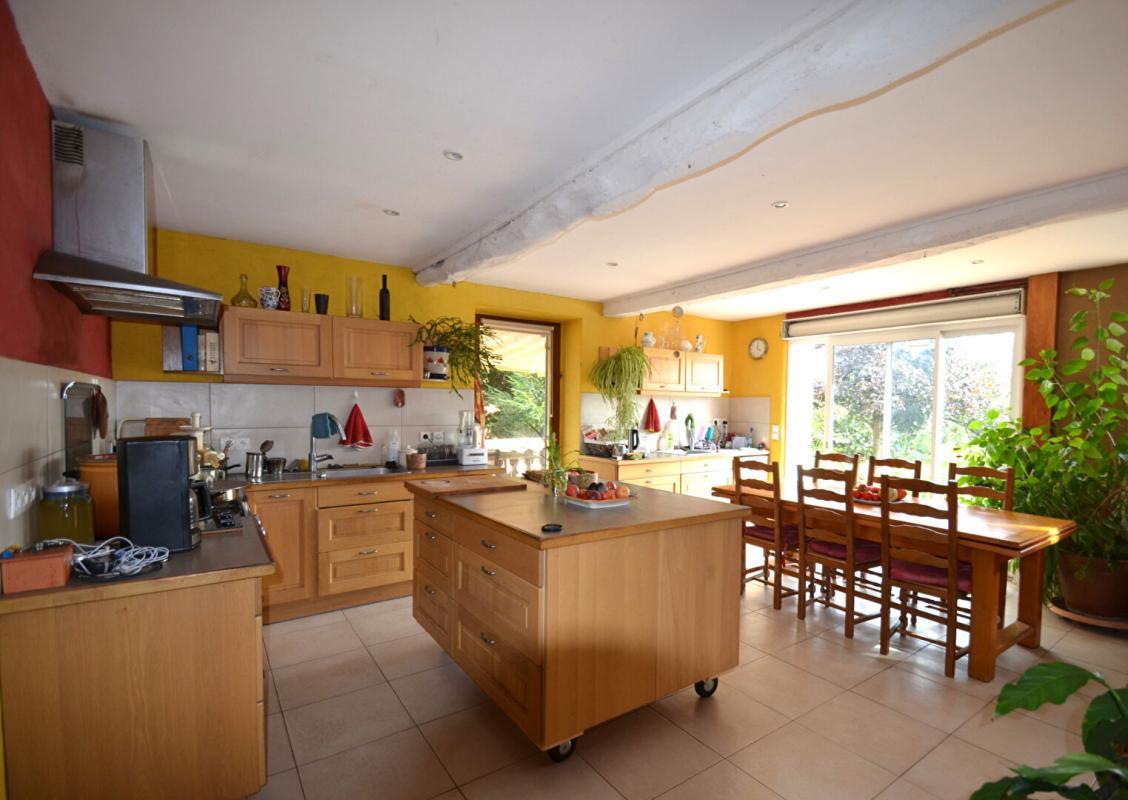 Maison à vendre, 430m², Lentilly