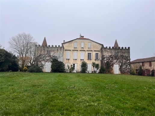 Château En Zone Grand Bas Armagnac