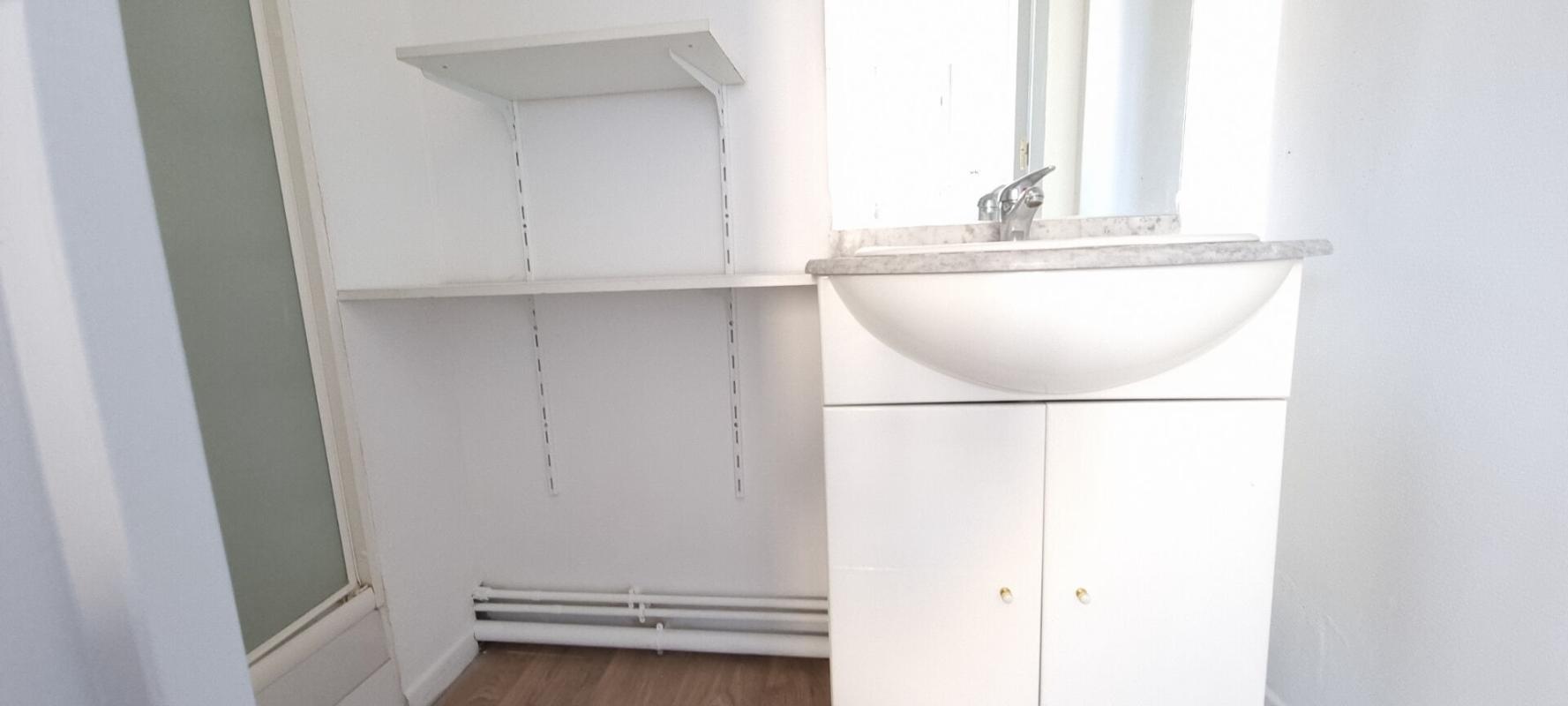 Appartement à louer, 18m², Hirson