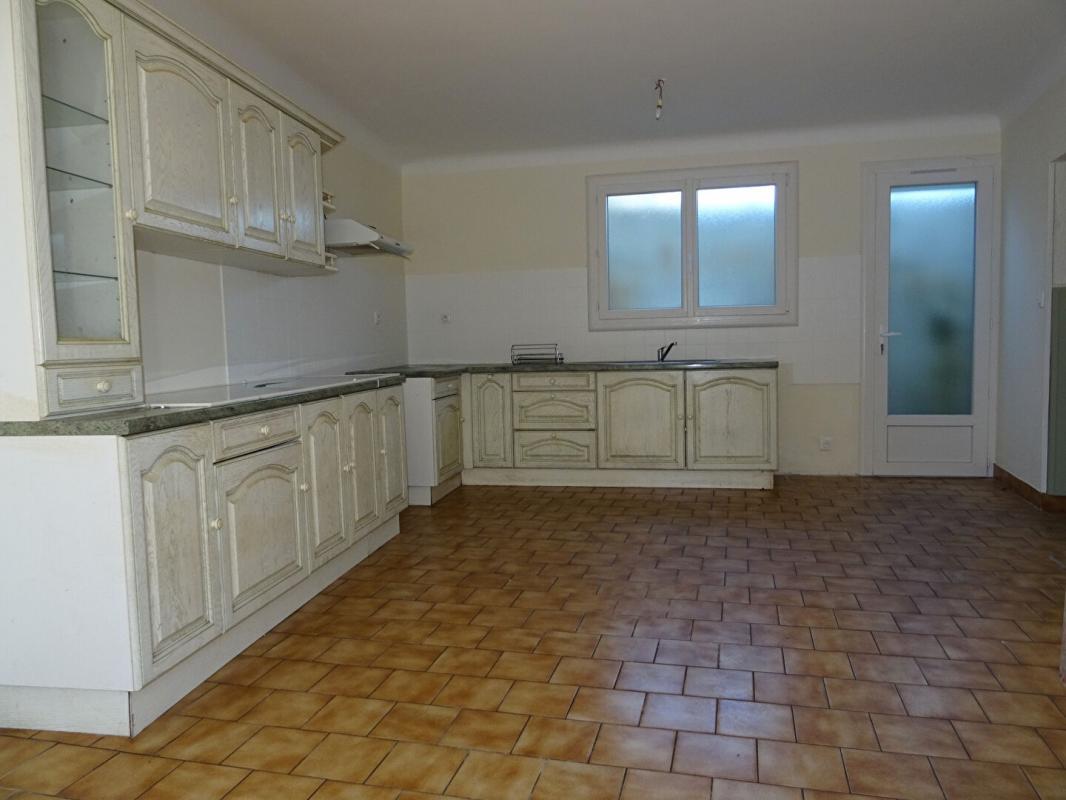 Appartement à louer, 99m², Mugron