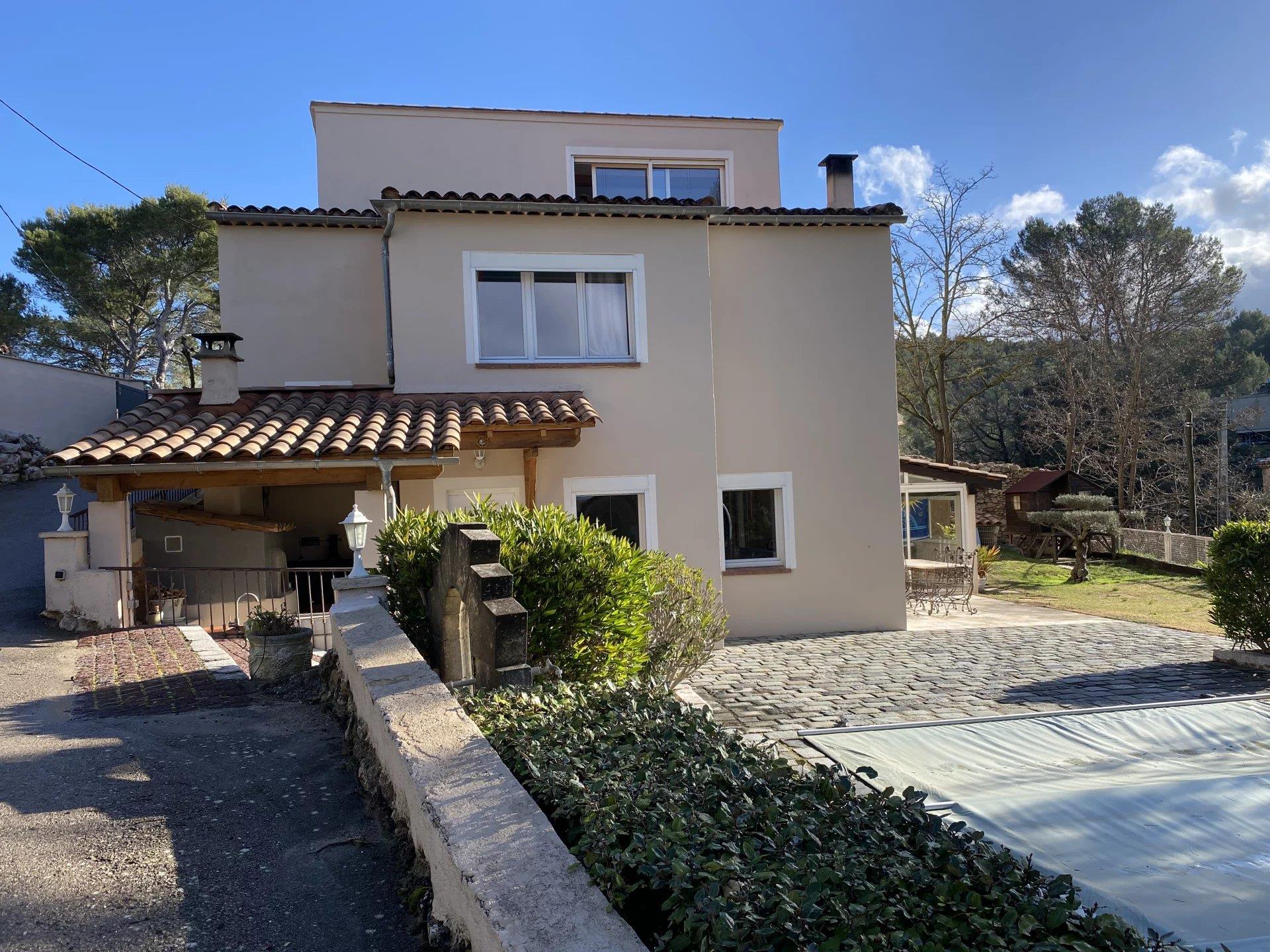 Maison à vendre, 185m², Auriol