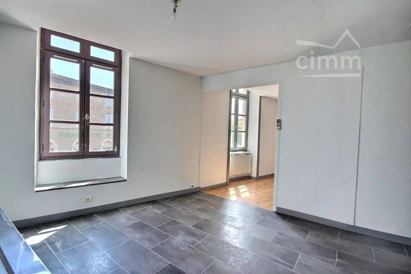 Appartement à louer, 30m², Rochemaure
