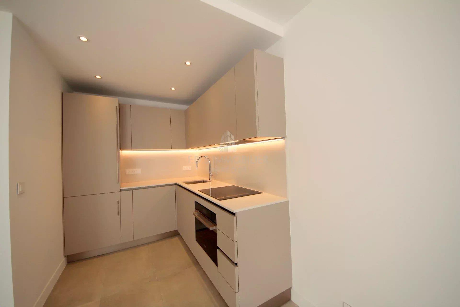 Appartement à vendre, 69m², Nice