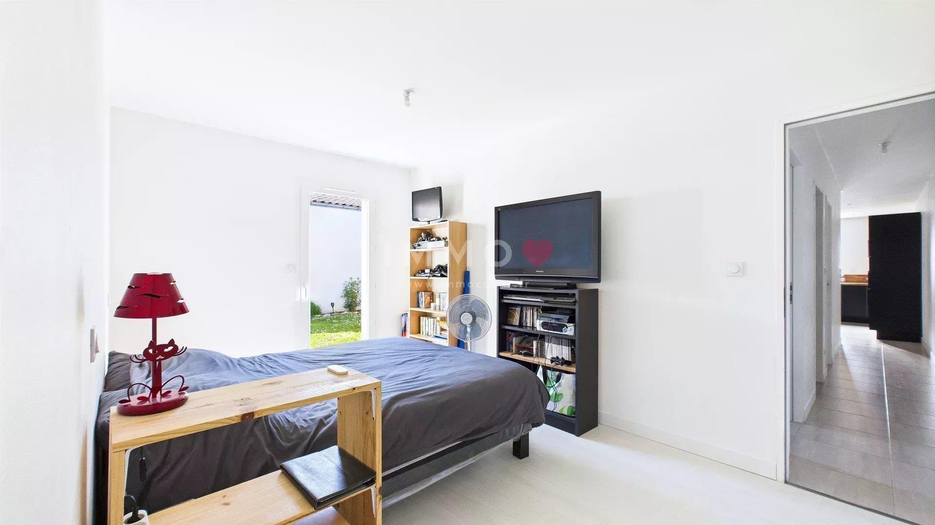 Maison moderne de plain-pied à Périgny de - 97m²